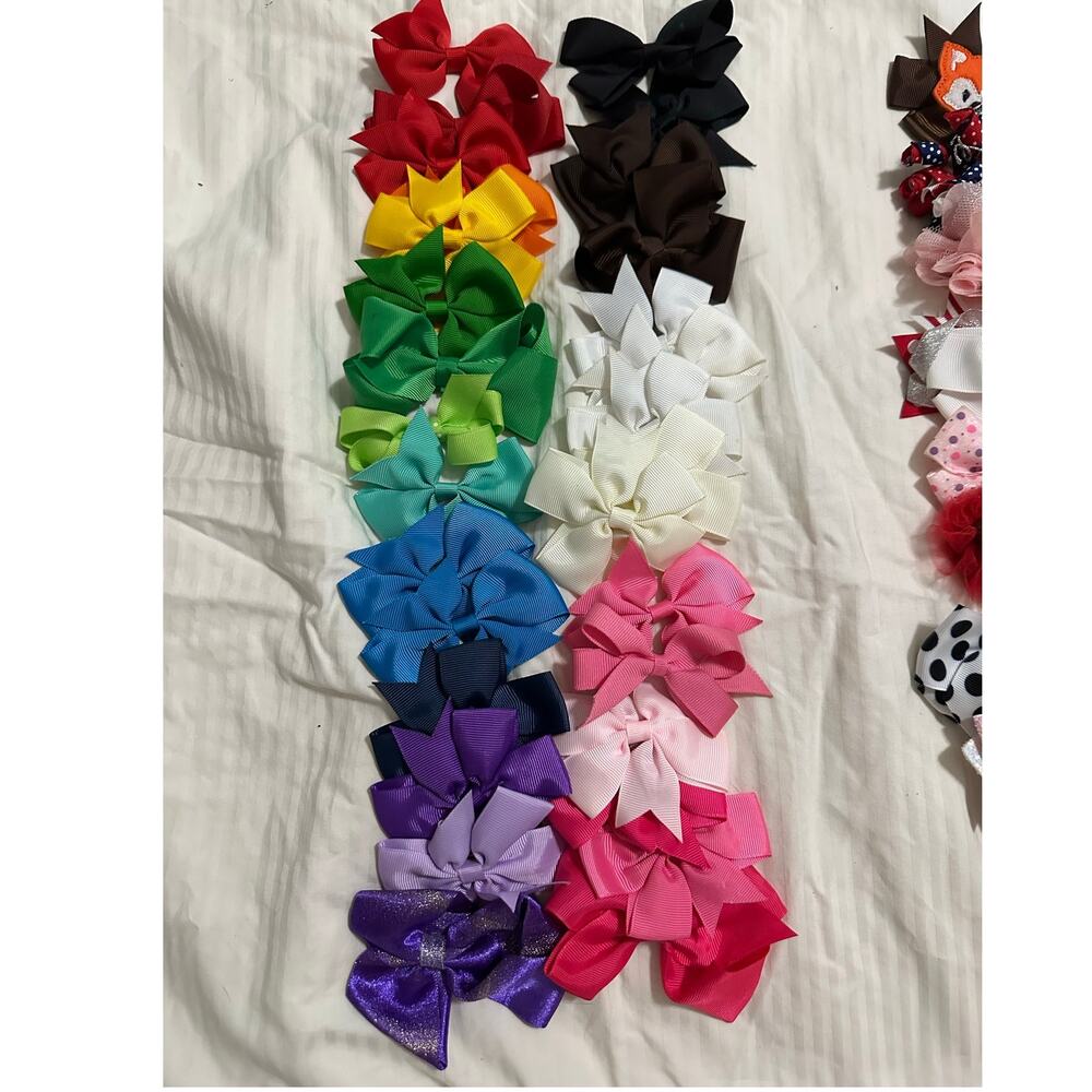 30 Toddler Girls Hairbows 3 1/2" size Every color of the rainbow!
